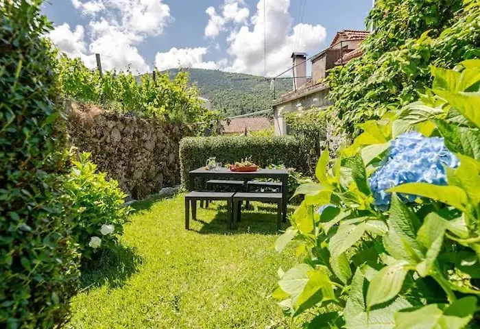 Casa Do Limoeiro 2 *